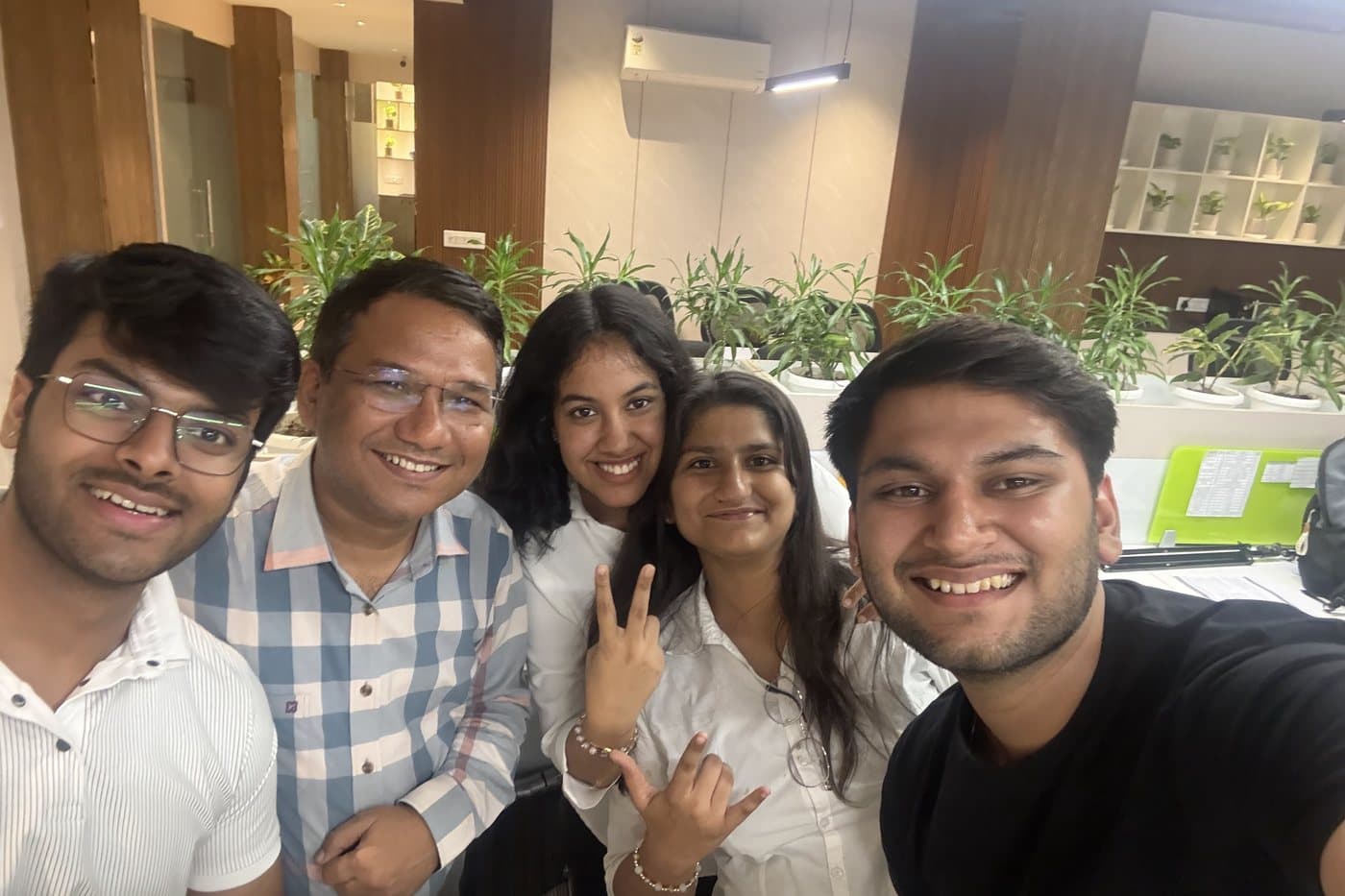 A group selfie with the Cyber सारथी team at the MeraPath office.
